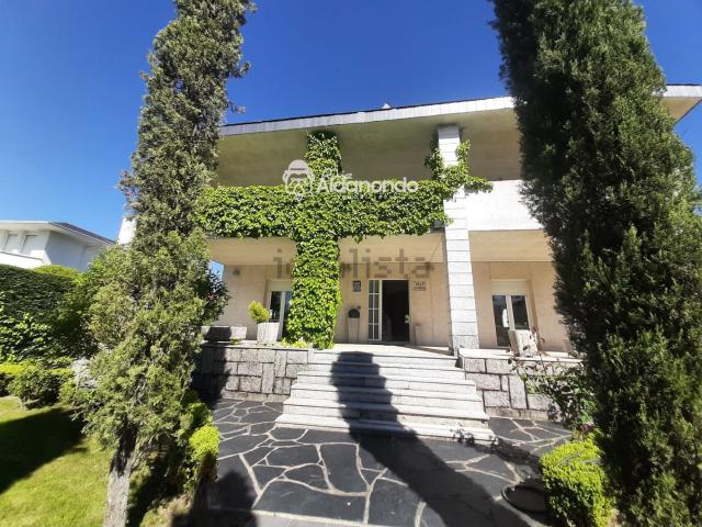 Casa en venta en Santa Marta De Tormes, Valdelagua