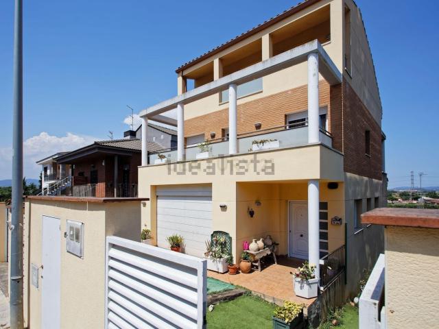Casa en venta en Santa Perpètua De Mogoda, la Florida