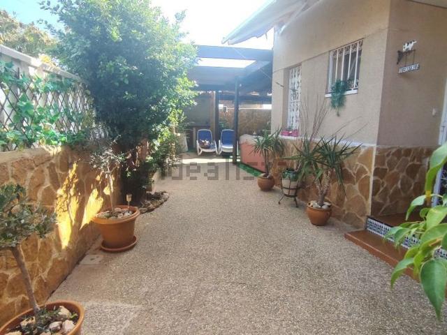Casa en venta en el Baix Vinalopó, Valencia