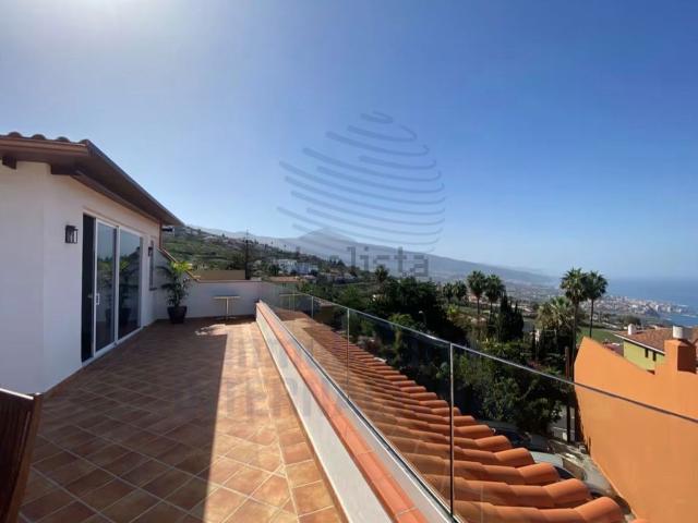 Casa en venta en Santa Úrsula, Canarias