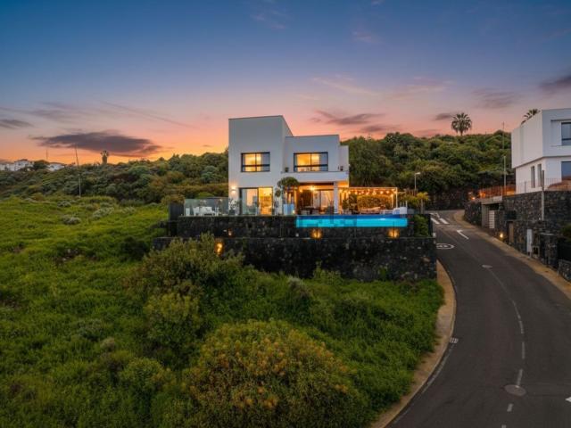 Casa en venta en Santa Úrsula, Canarias