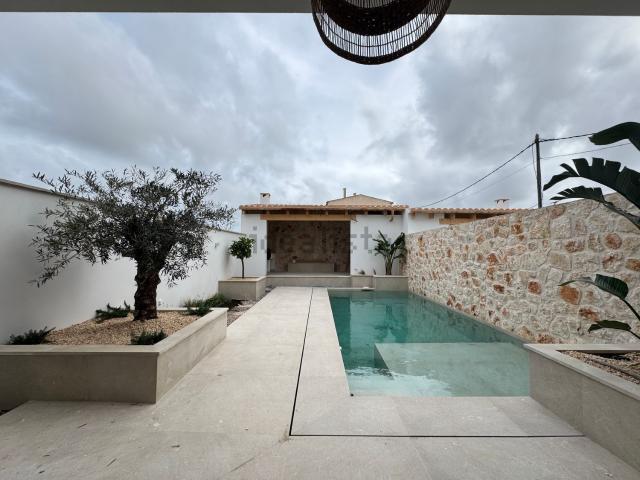 Casa en venta en es Llombards, Migjorn