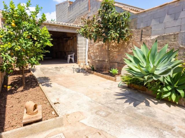 Casa en venta en es Llombards, Migjorn