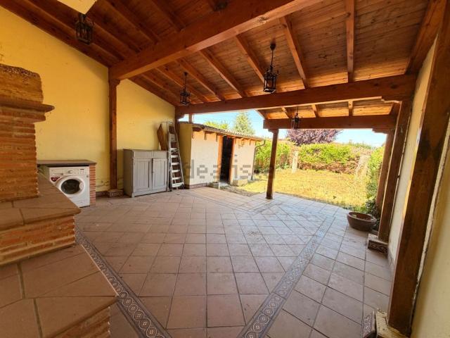 Casa en venta en Santas Martas, Castilla y León