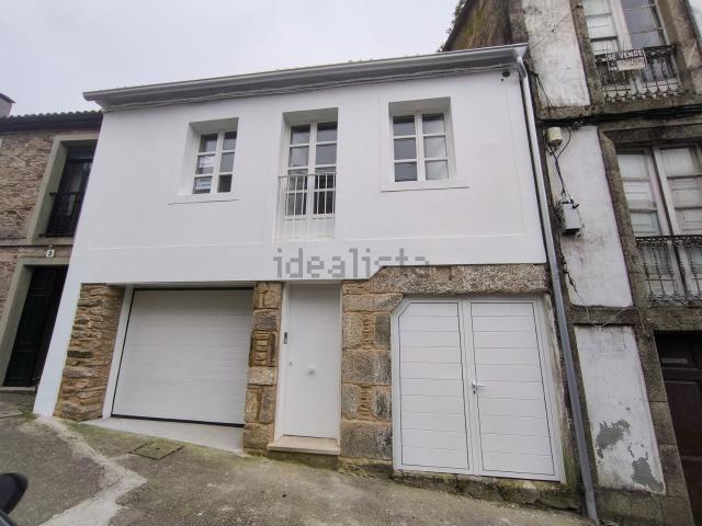 Casa en venta en Santiago De Compostela, Cornes