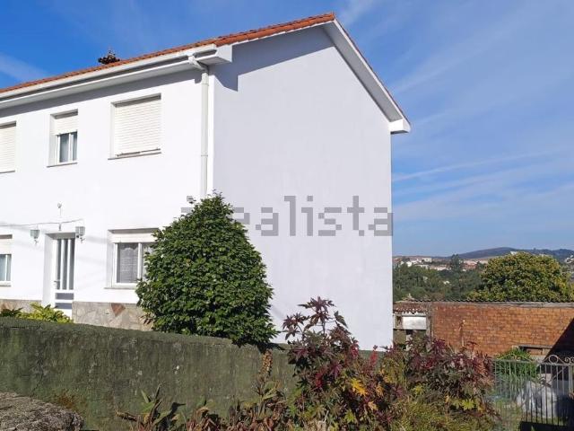 Casa en venta en A Rocha Vella, Santiago De Compostela