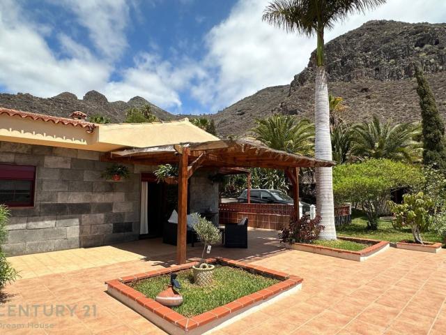 Casa en venta en Santiago del Teide, Canarias