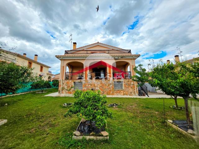 Casa en venta en Santibáñez El Alto, Extremadura