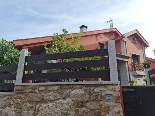 Casa en venta en Dorrón, O Salnés