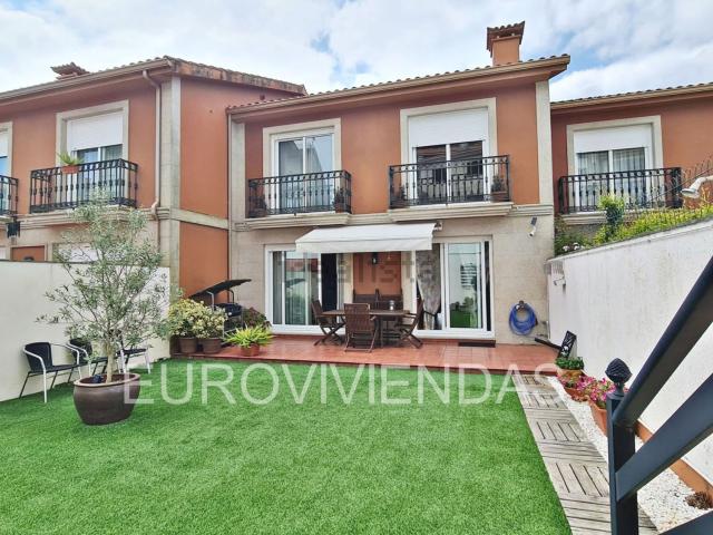 Casa en venta en Sanxenxo, Miraflores