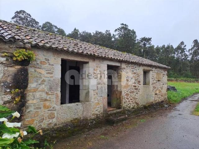 Casa en venta en A Vichona, O Salnés