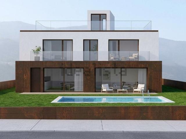 Casa en venta en Dorrón, O Salnés