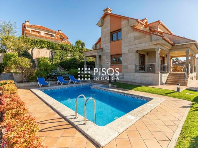 Casa en venta en Sanxenxo, Paradela
