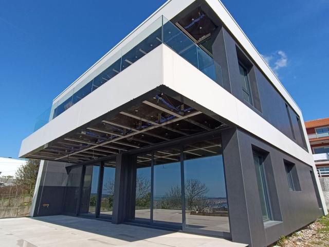 Casa en venta en Padriñán, O Salnés