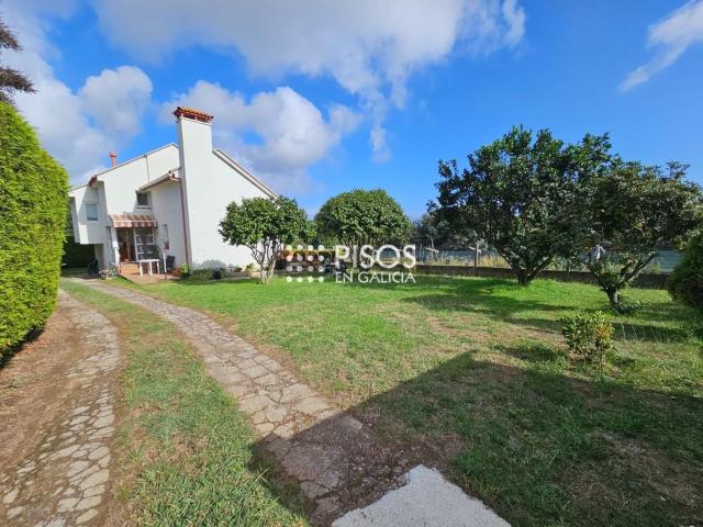 Casa en venta en Padriñán, Sanxenxo