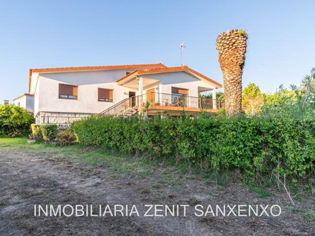 Casa en venta en Maior, O Salnés