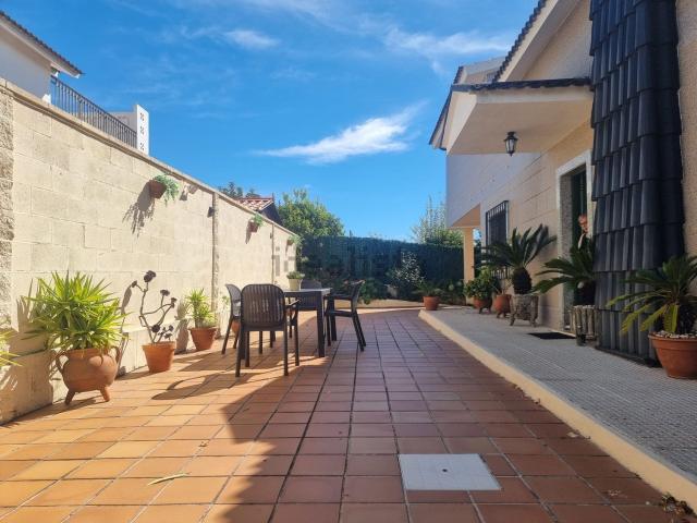 Casa en alquiler en Pontes, Sanxenxo