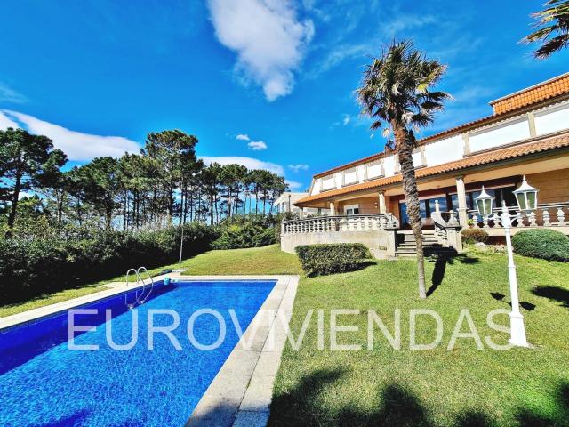 Casa en venta en Paxariñas, O Salnés