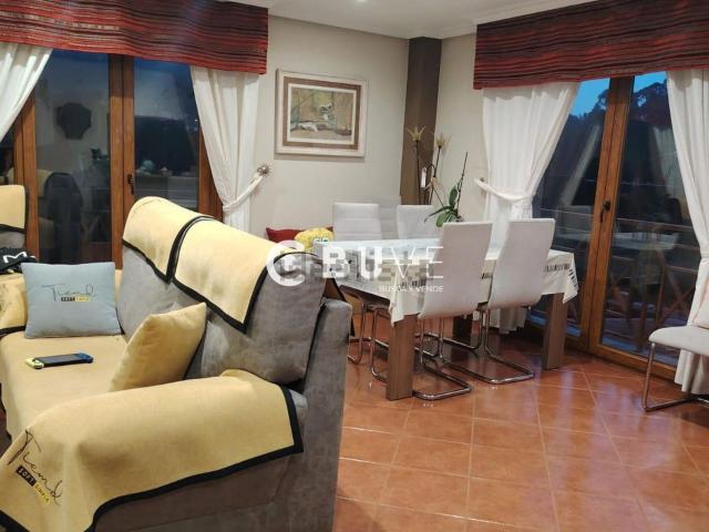 Casa en venta en Dorrón, O Salnés