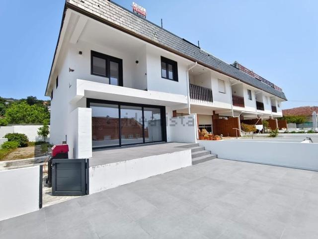 Casa en venta en Padriñán, O Salnés