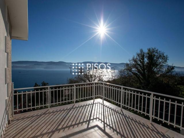 Casa en venta en Dorrón, O Salnés