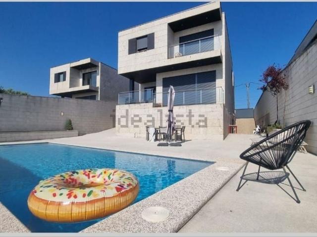 Casa en venta en Sanxenxo, Canelas
