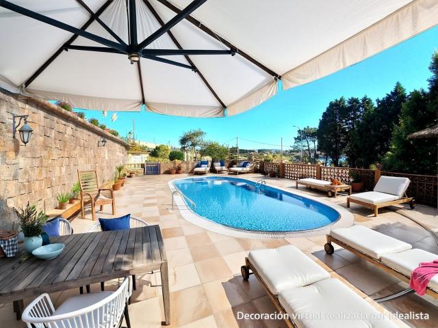 Casa en venta en Pontes, O Salnés