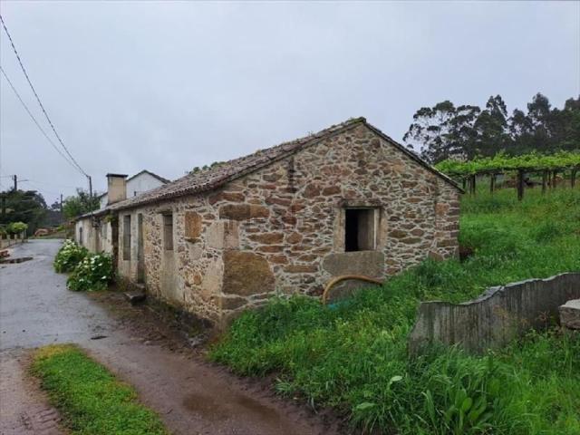 Casa en venta en Gondar, O Salnés