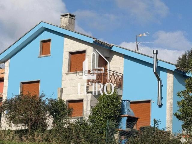 Casa en venta en Dorrón, O Salnés