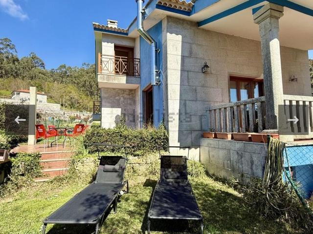 Casa en venta en Dorrón, O Salnés