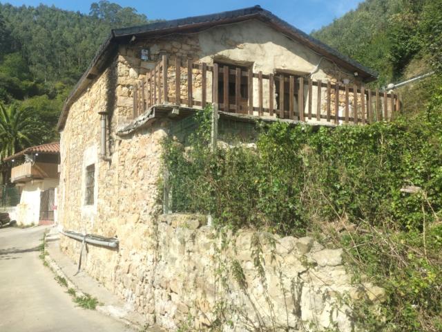 Casa en venta en Sariego, Asturias