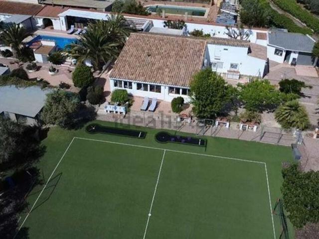 Casa en venta en María Moliner, l'Alt Vinalopó / El Alto Vinalopó