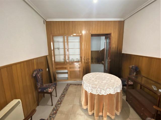 Casa en venta en María Moliner, l'Alt Vinalopó / El Alto Vinalopó