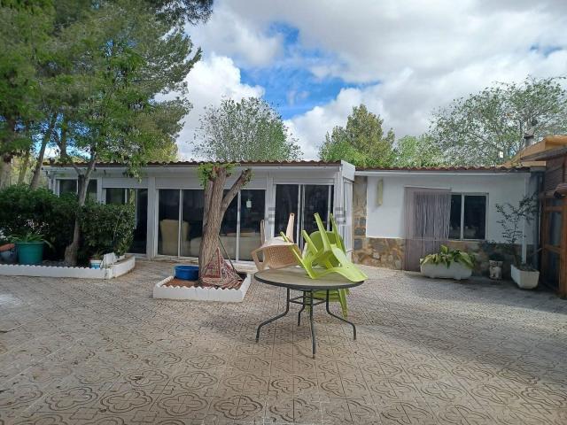 Casa en venta en l'Alt Vinalopó / El Alto Vinalopó, Valencia