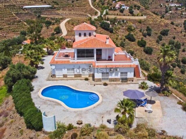 Casa en venta en La Axarquía, Andalucía
