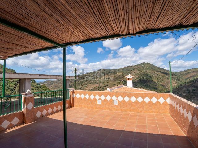 Casa en alquiler en La Axarquía, Andalucía