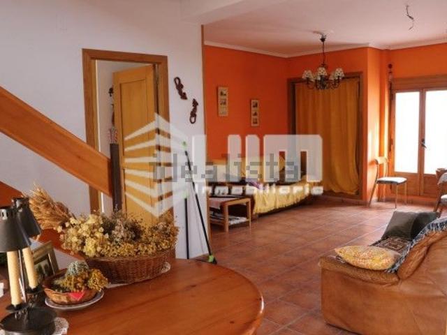 Casa en venta en San Roque, l'Alt Palància