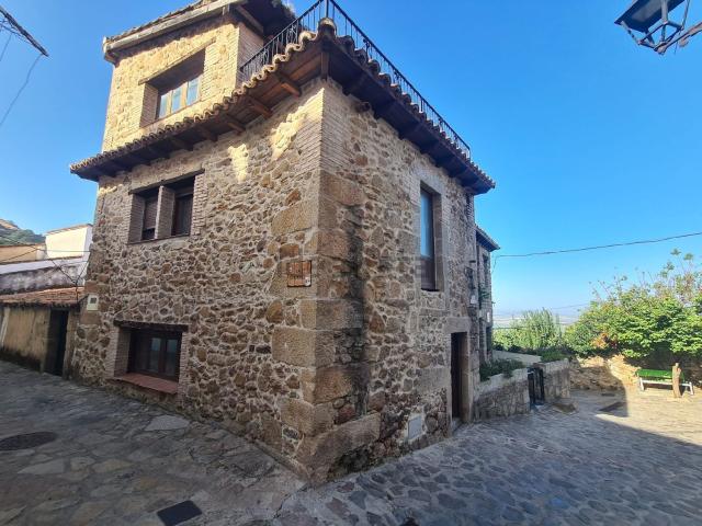 Casa en venta en Segura de Toro, Cáceres