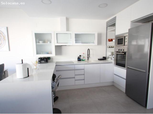 Casa en alquiler en Torrevieja, Urbanización El Chaparral