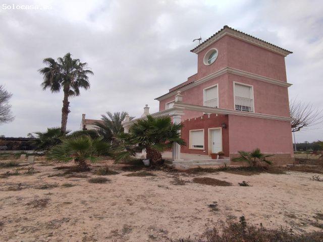 Casa en venta en Algorós, el Baix Vinalopó