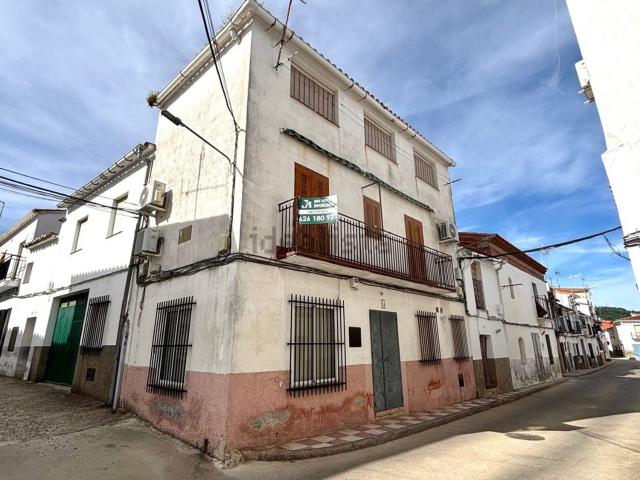 Casa en venta en Serradilla, Extremadura