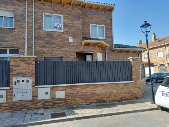 Casa en venta en Seseña