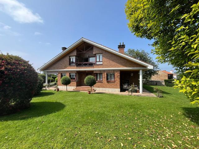 Casa en venta en Siero, Viella