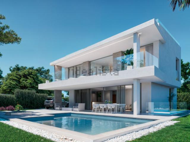 Casa en venta en Barriada Islas Canarias, Costa del Sol Occidental