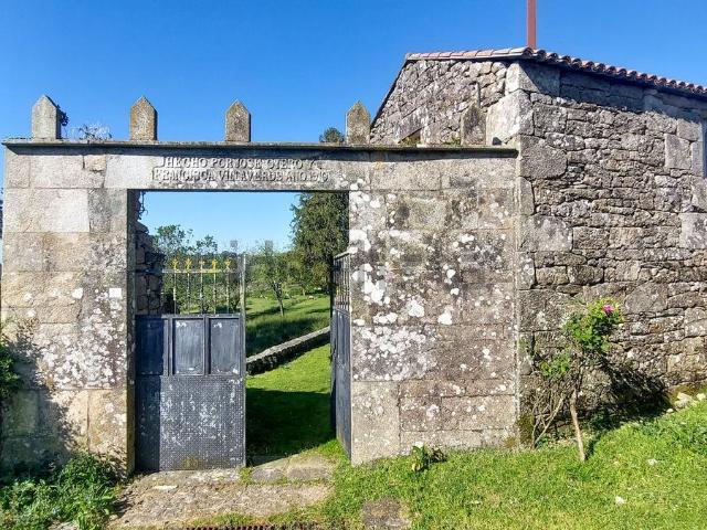 Casa en venta en Fiestras, O Deza