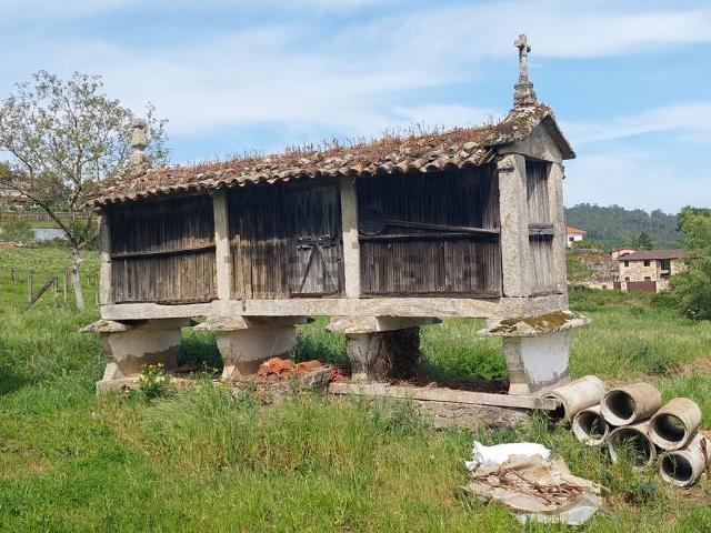 Casa en venta en Cira, O Deza
