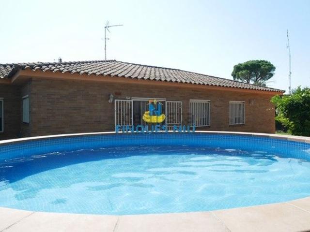 Casa en venta en Vallcanera, la Selva