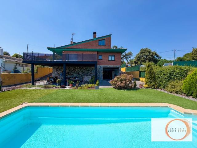 Casa en venta en Vallcanera, la Selva