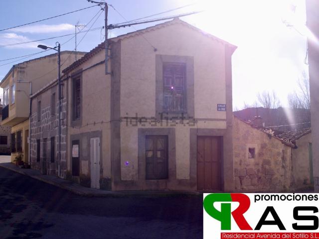 Casa en venta en Solosancho, Ávila