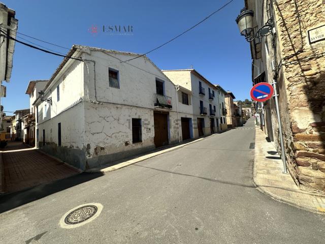 Casa en venta en l'Alt Palància, Valencia